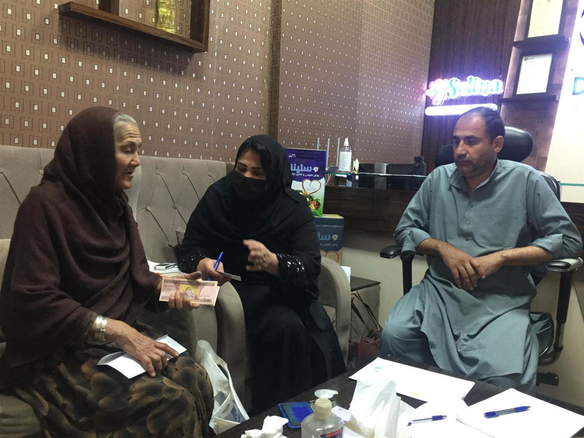 As Afghanistan’s humanitarian crisis deepens, People in Need has supported 800 families