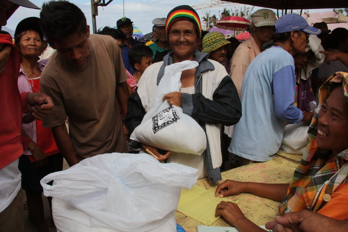 Rapid Humanitarian Assistance in the immediate aftermath of Typhoon Haiyan