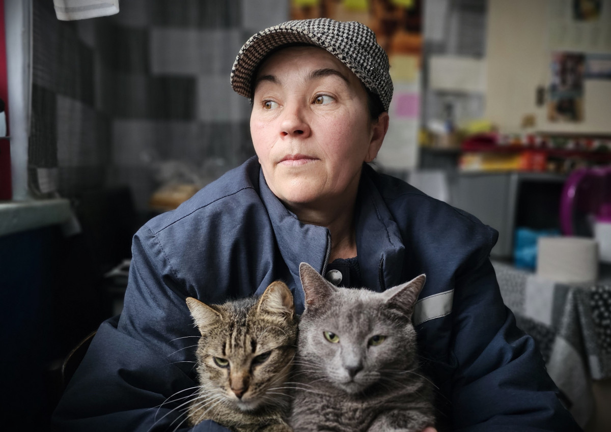 “Don't even think about dying here! We all have to go back home,