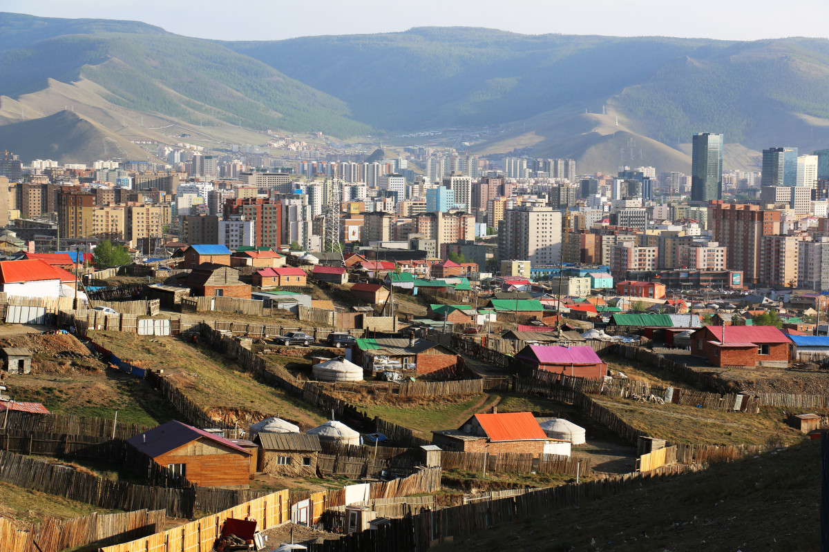 Czech Aid introduces new chimney technology to Mongolia