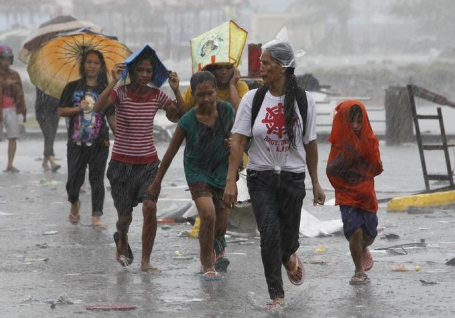 We’re raising money for the victims of the deadly typhoon in the Philippines and sending an emergency response team from Prague!